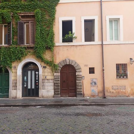 Borgo Pio 182 Vatican Suite Рим Екстериор снимка